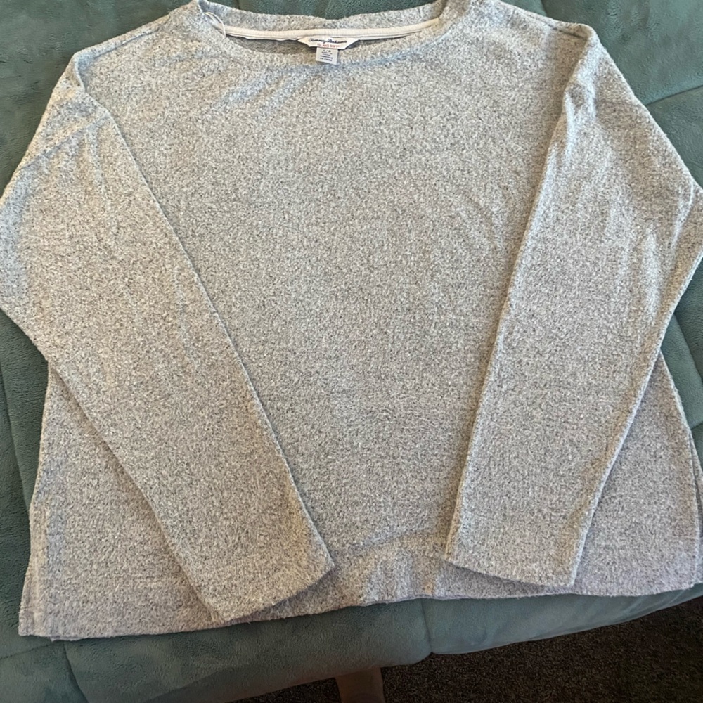 Tommy Bahama island soft sweater size large ￼